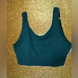 Target women’s sports bra Size Large L Color Dark‎ Green (0465)